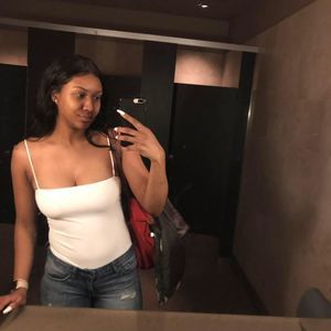 Meet your Posher, Rinatta